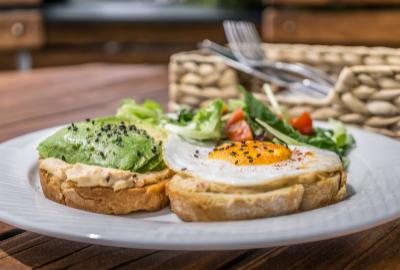avocado-sandwich-2.jpg